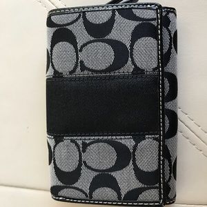 Coach Signature Clutch Wallet